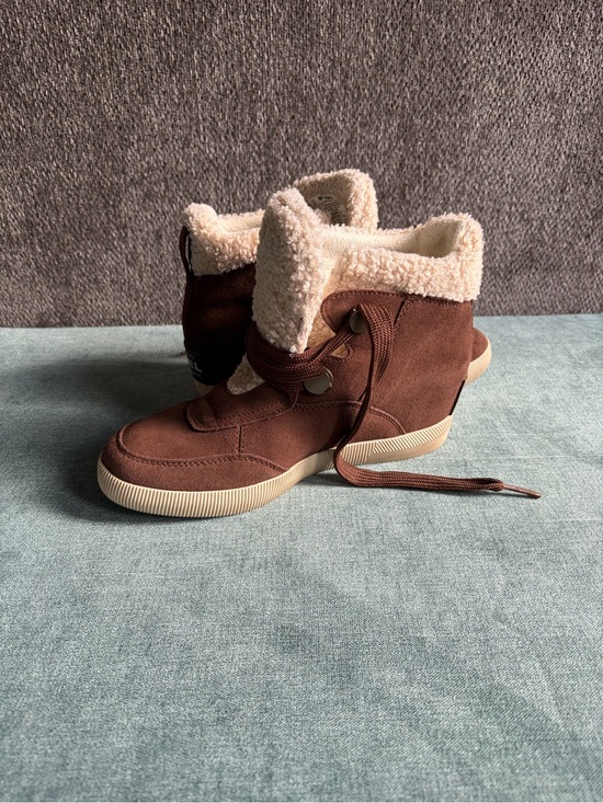 Sorel Shoes - Sorel Brown Suede Sherpa-Lined Lace-Up Winter Boots